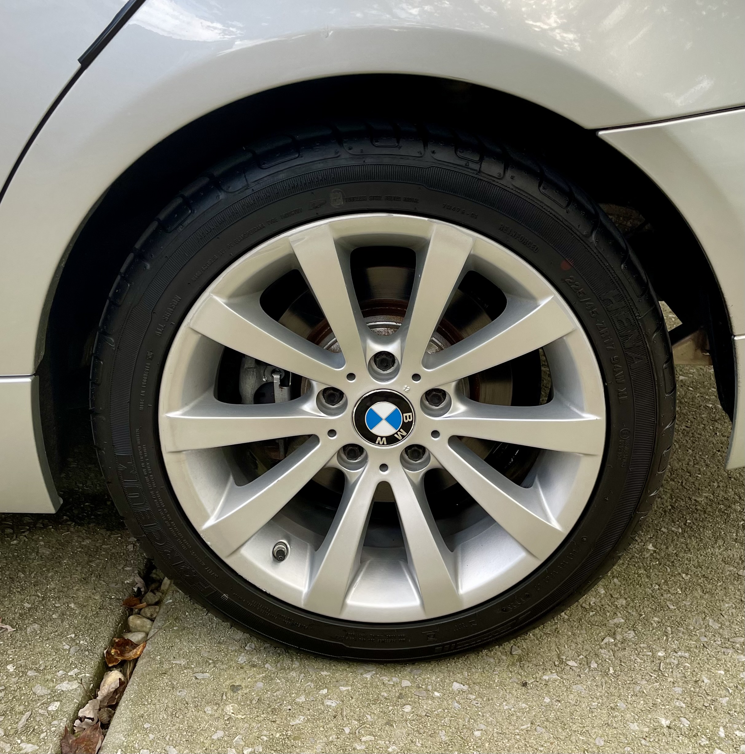 Used 2011 BMW 328i xDrive Sedan AWD/4WD image 29