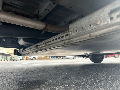 Used 2016 Mercedes-Benz Sprinter 2500 image 25