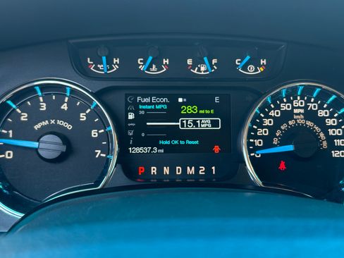Used 2013 Ford F150 XLT w/ Mid Equipment Group RWD image 10