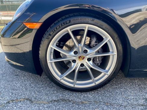 Used 2017 Porsche 911 Carrera image 12