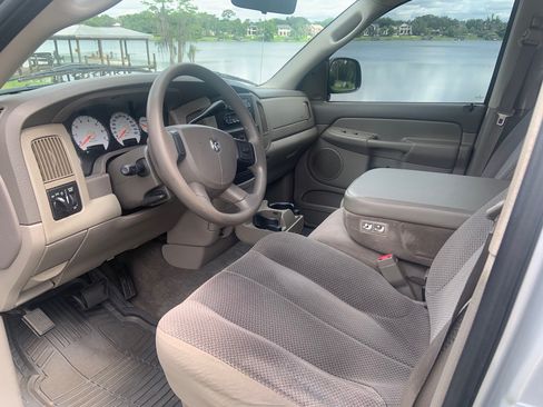 Used 2005 Dodge Ram 1500 Truck SLT w/ Trailer Tow Group image 12