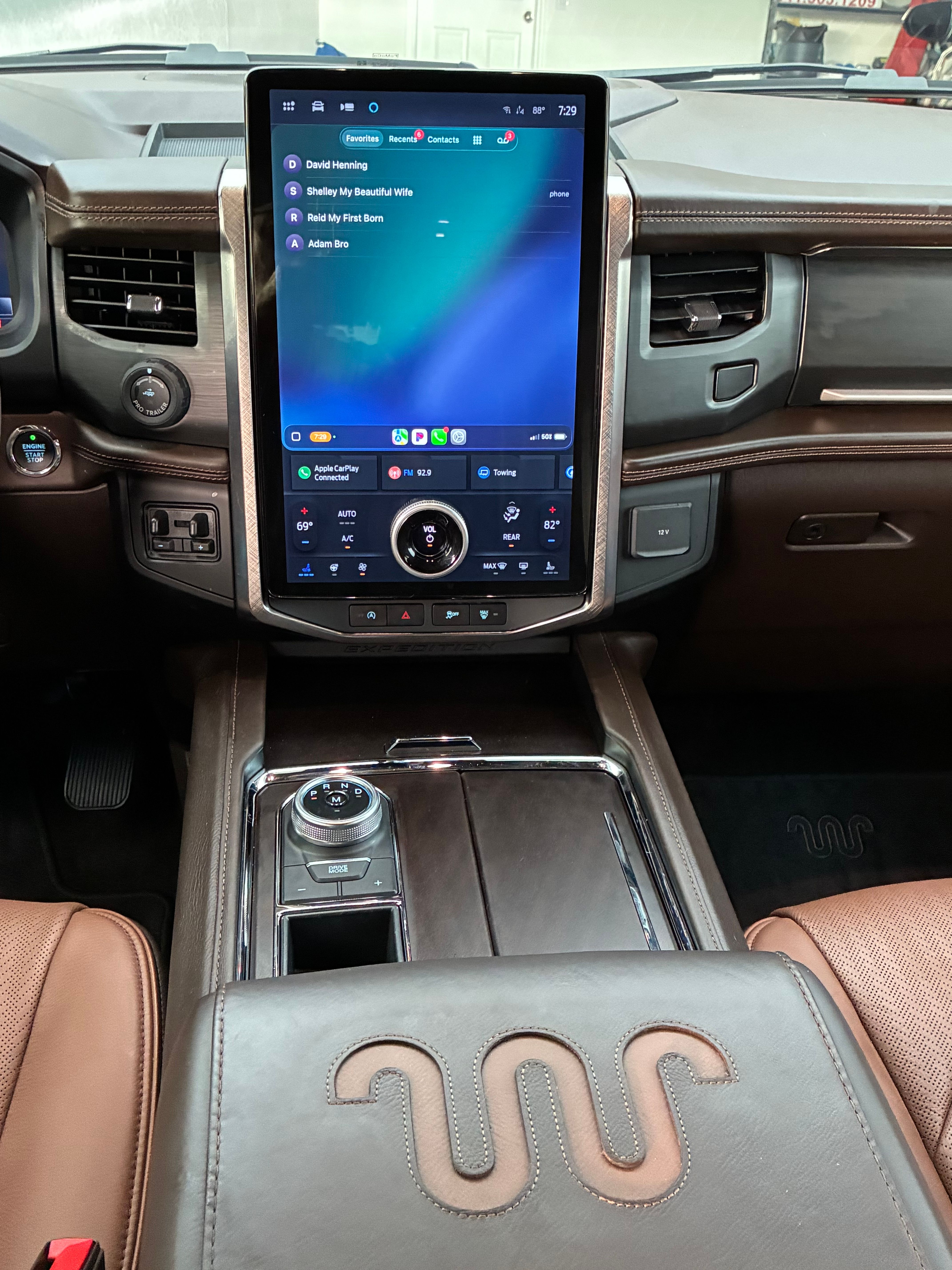 Used 2024 Ford Expedition King Ranch RWD image 6