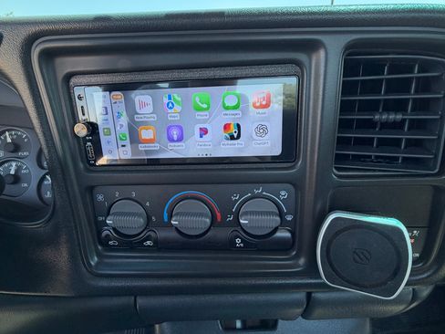 Used 2000 Chevrolet Silverado 1500 2WD Regular Cab w/ Exterior Appearance Pkg image 13