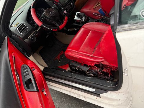 Used 2012 Volkswagen Eos Komfort image 2