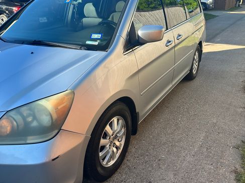 Used 2010 Honda Odyssey EX image 12