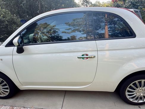 Used 2012 FIAT 500 Pop FWD image 1
