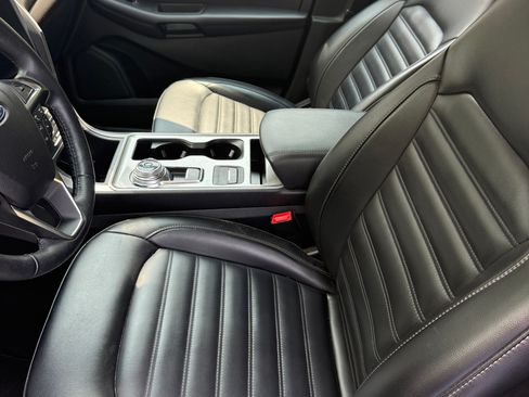 Used 2023 Ford Edge SEL AWD/4WD image 11