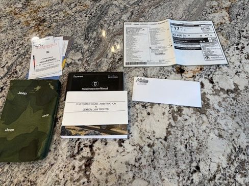 Used 2021 Jeep Grand Cherokee L Summit image 32