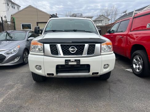 Used 2013 Nissan Titan PRO-4X image 4