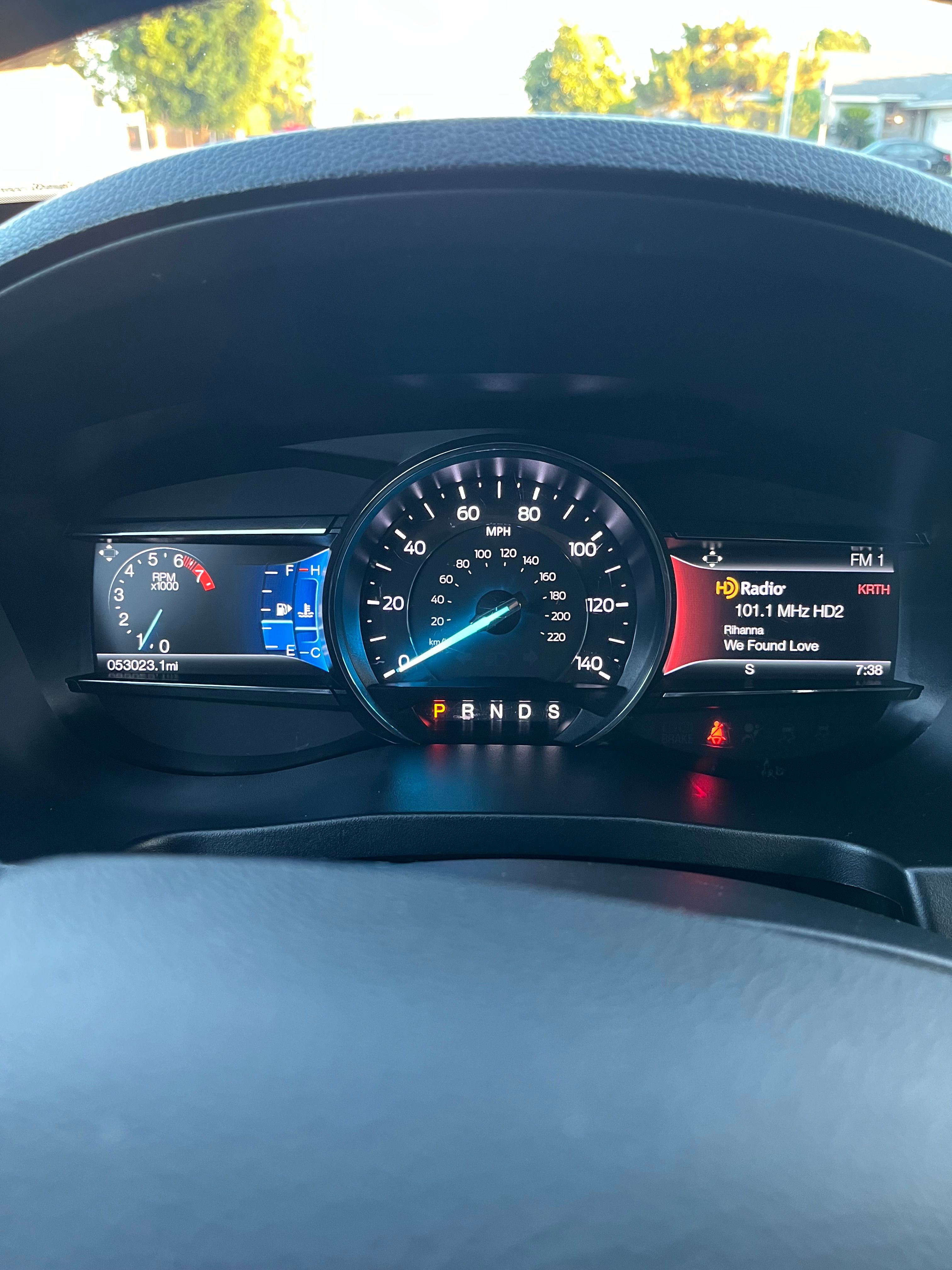 Used 2017 Ford Explorer Limited w/ Equipment Group 301A FWD image 17