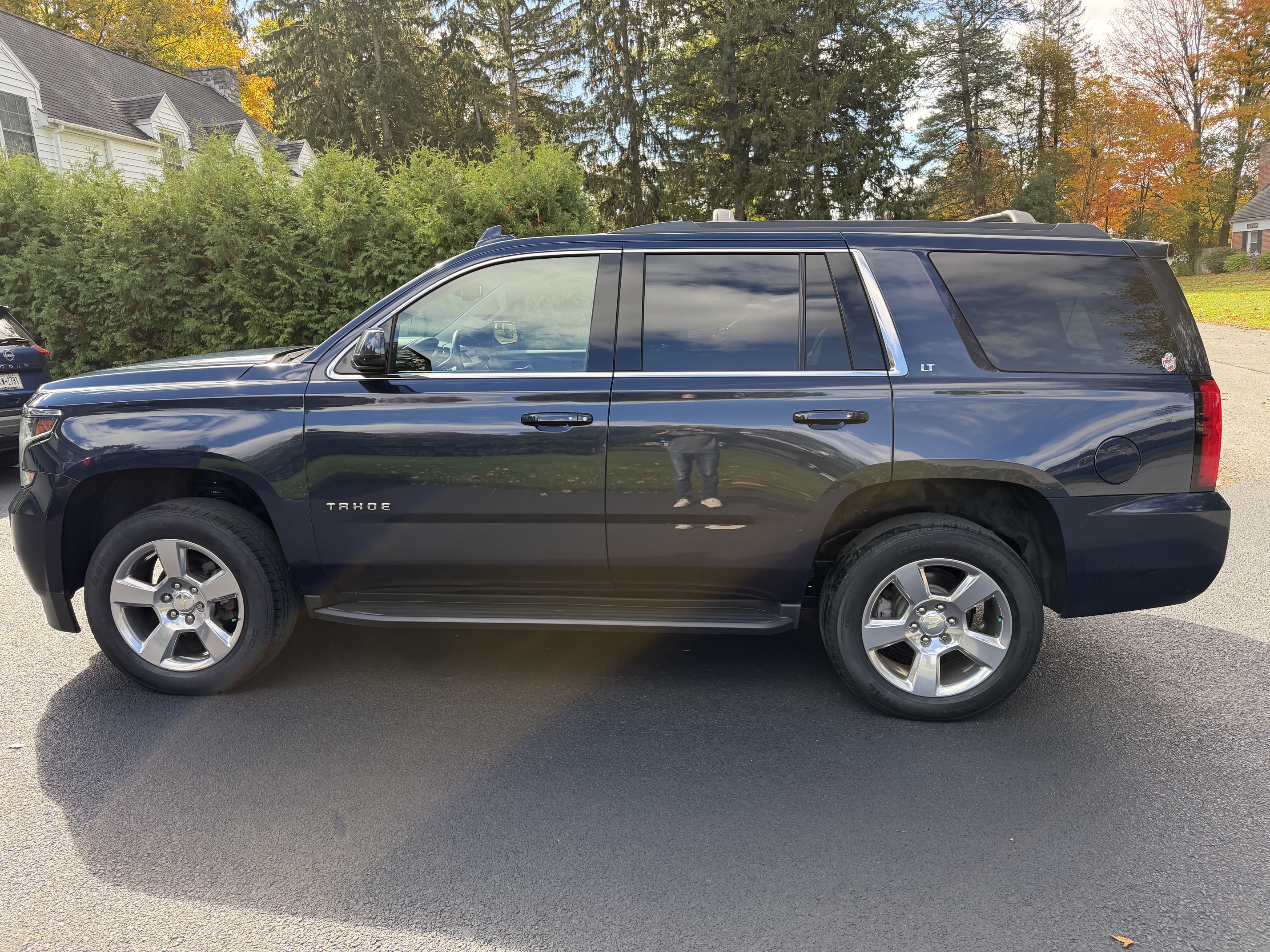 Used 2019 Chevrolet Tahoe LT AWD/4WD image 10