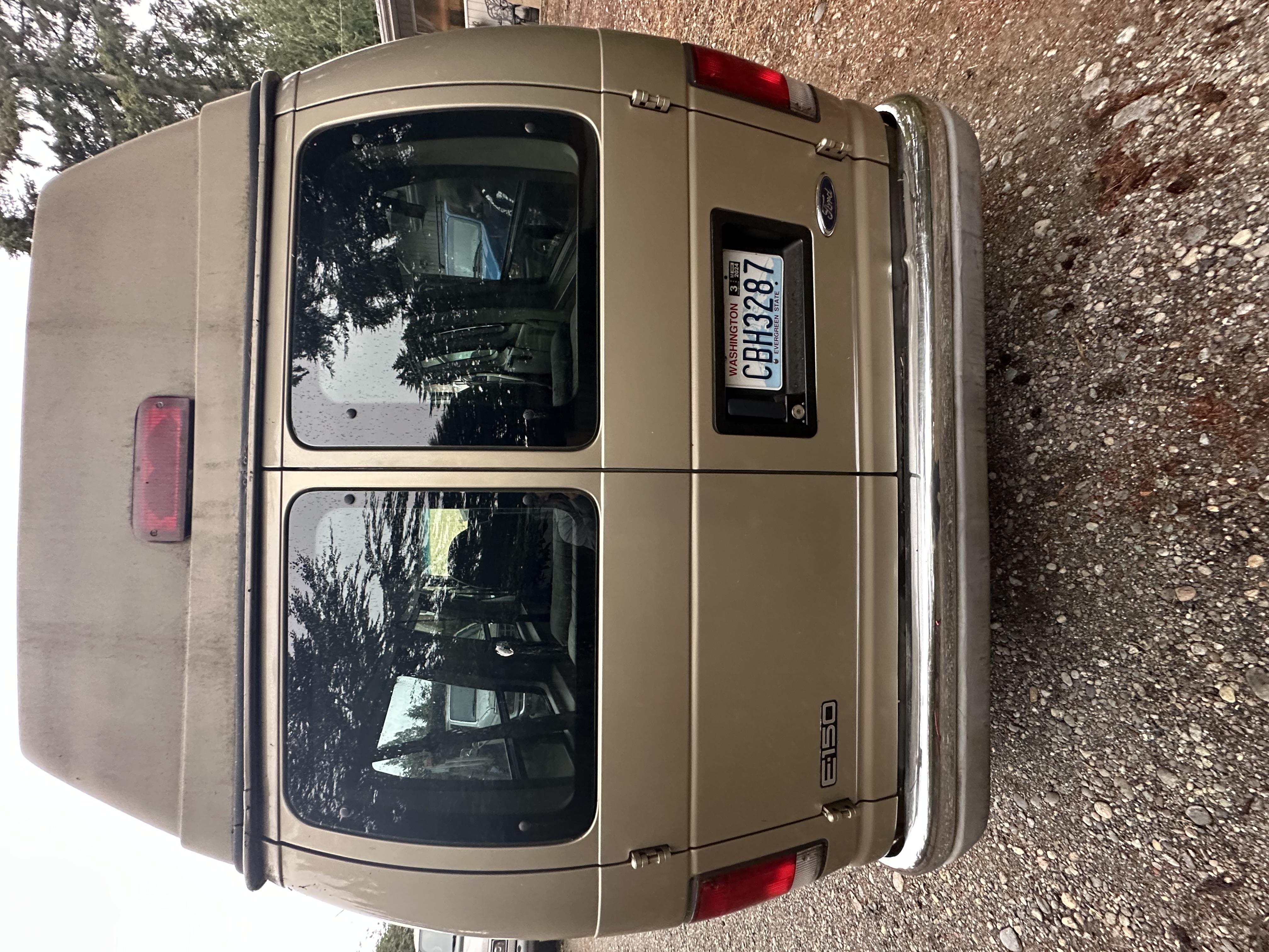 Used 2000 Ford E-150 and Econoline 150 RWD image 5