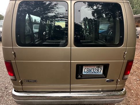 Used 2000 Ford E-150 and Econoline 150 RWD image 5