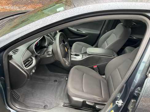 Used 2019 Chevrolet Malibu LS w/ LPO, Convenience Package 2 image 5