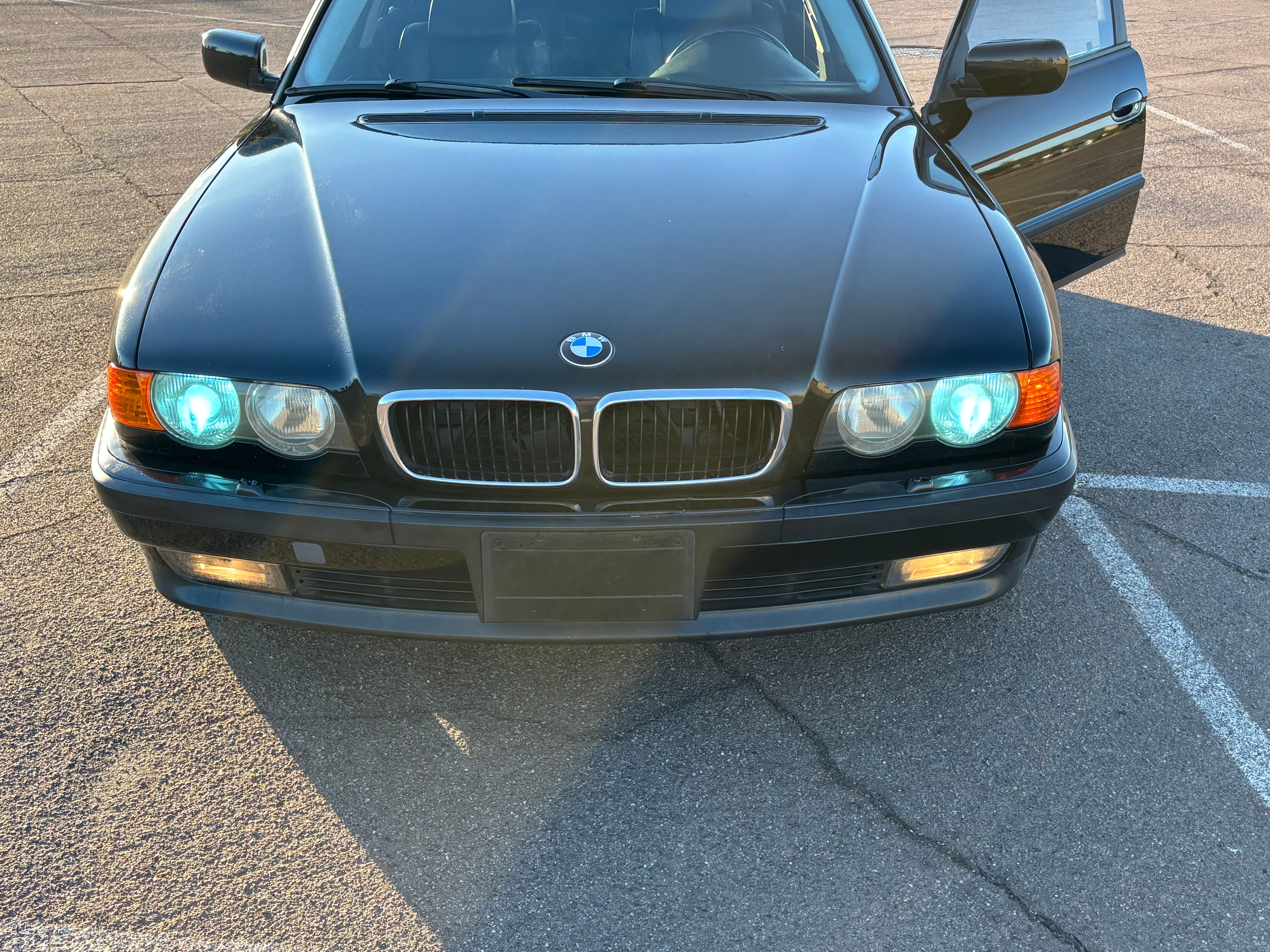 Used 2000 BMW 740i RWD image 21