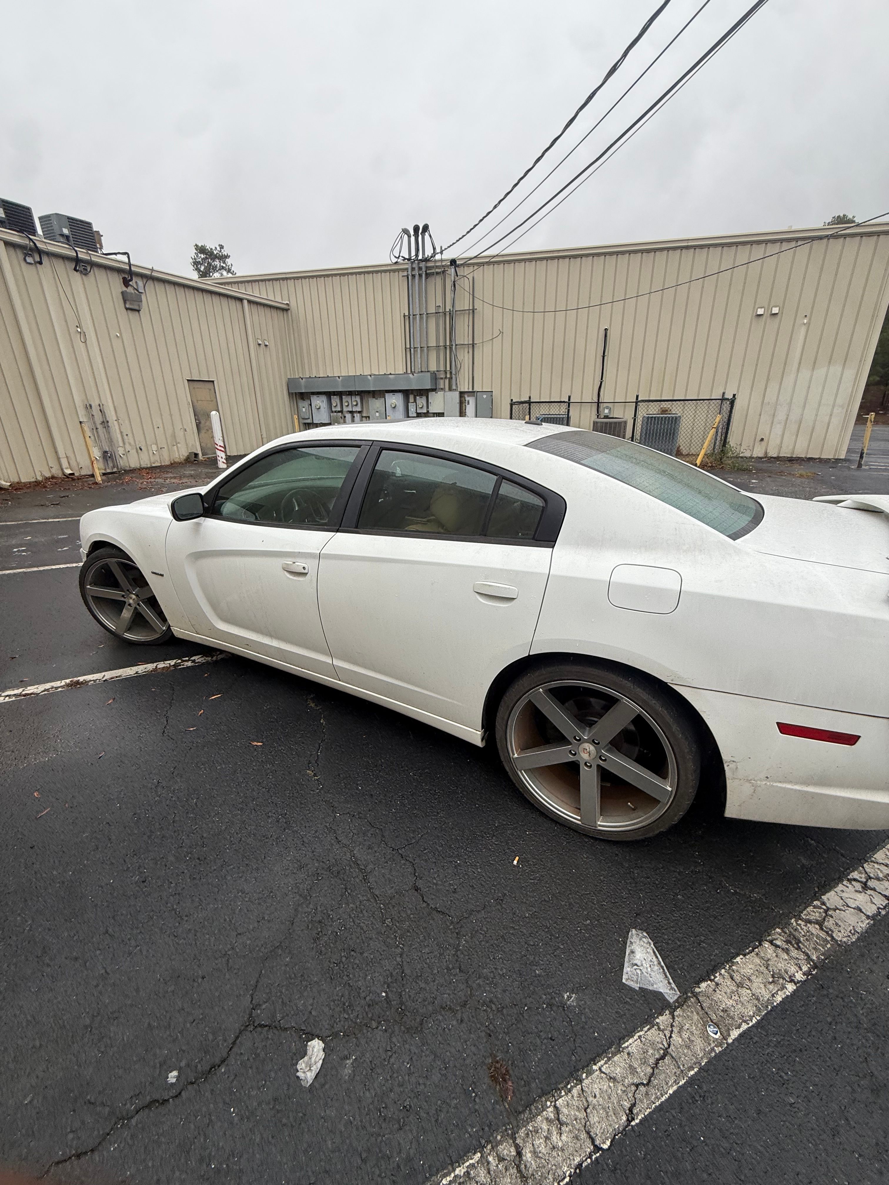 Used 2012 Dodge Charger R/T RWD image 10