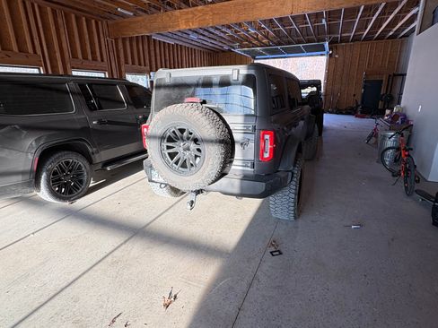 Used 2023 Ford Bronco Wildtrak image 9