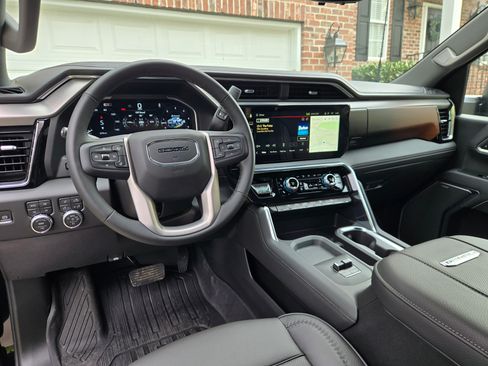 Used 2026 GMC Sierra 2500 Denali w/ Technology Package image 21