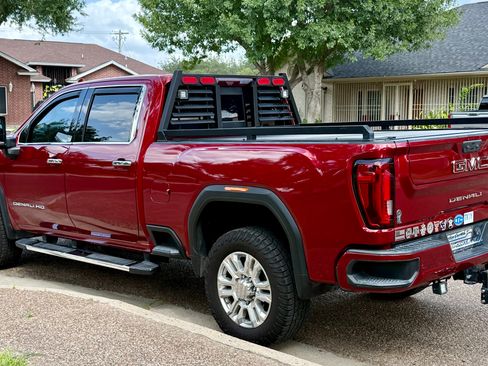 Used 2020 GMC Sierra 2500 Denali w/ Denali Ultimate Package AWD/4WD image 2