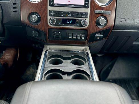 Used 2011 Ford F250 Lariat w/ Lariat Ultimate Pkg image 10