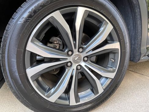 Used 2017 Lexus RX 350 AWD w/ Premium Package image 28
