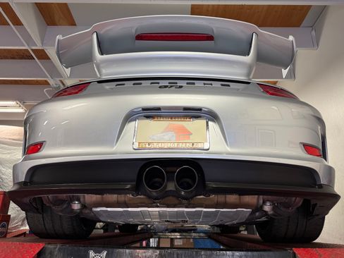 Used 2015 Porsche 911 GT3 RWD image 28