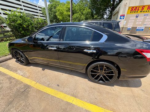 Used 2009 Nissan Maxima 3.5 SV w/ Sport Pkg FWD image 1
