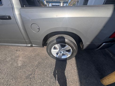 Used 2012 RAM 1500 Express w/ ST Popular Equipment Group RWD image 8