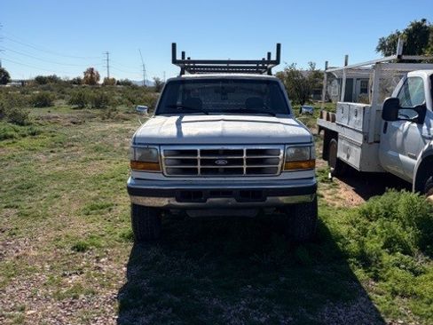 Used 1995 Ford F250 4x4 Regular Cab image 2