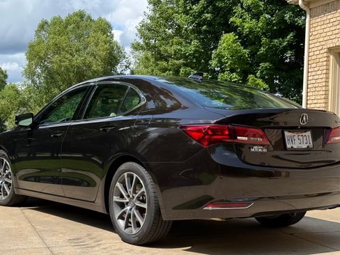 Used 2016 Acura TLX V6 w/ Technology Package FWD image 6