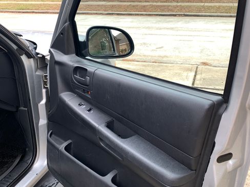 Used 2003 Dodge Durango Sport image 13