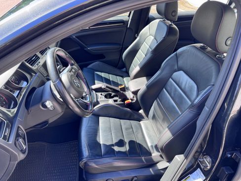Used 2016 Volkswagen GTI Autobahn w/ Lighting Package (SEL) FWD image 9