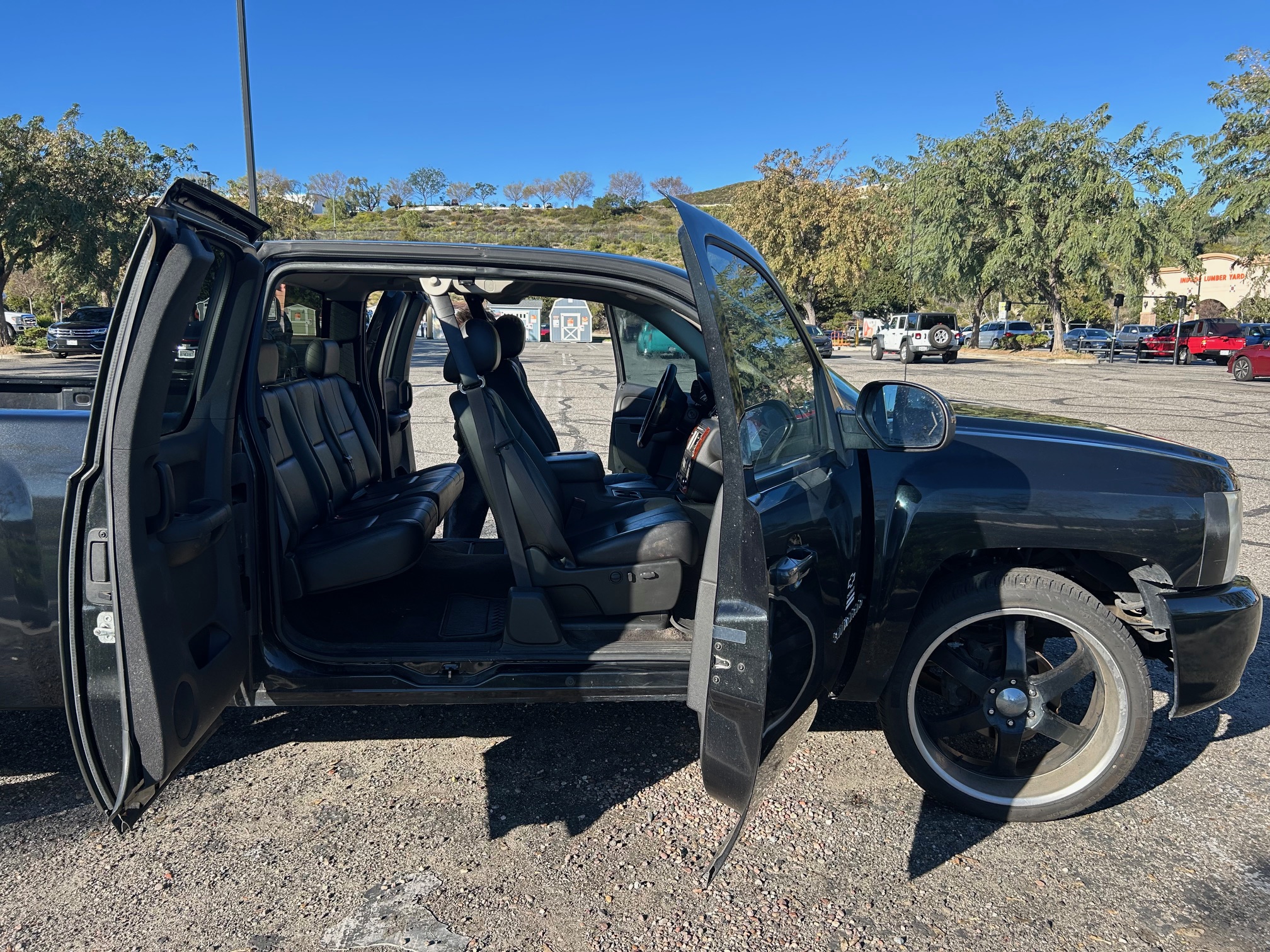 Used 2010 Chevrolet Silverado 1500 LTZ w/ Max Trailering Pack RWD image 11