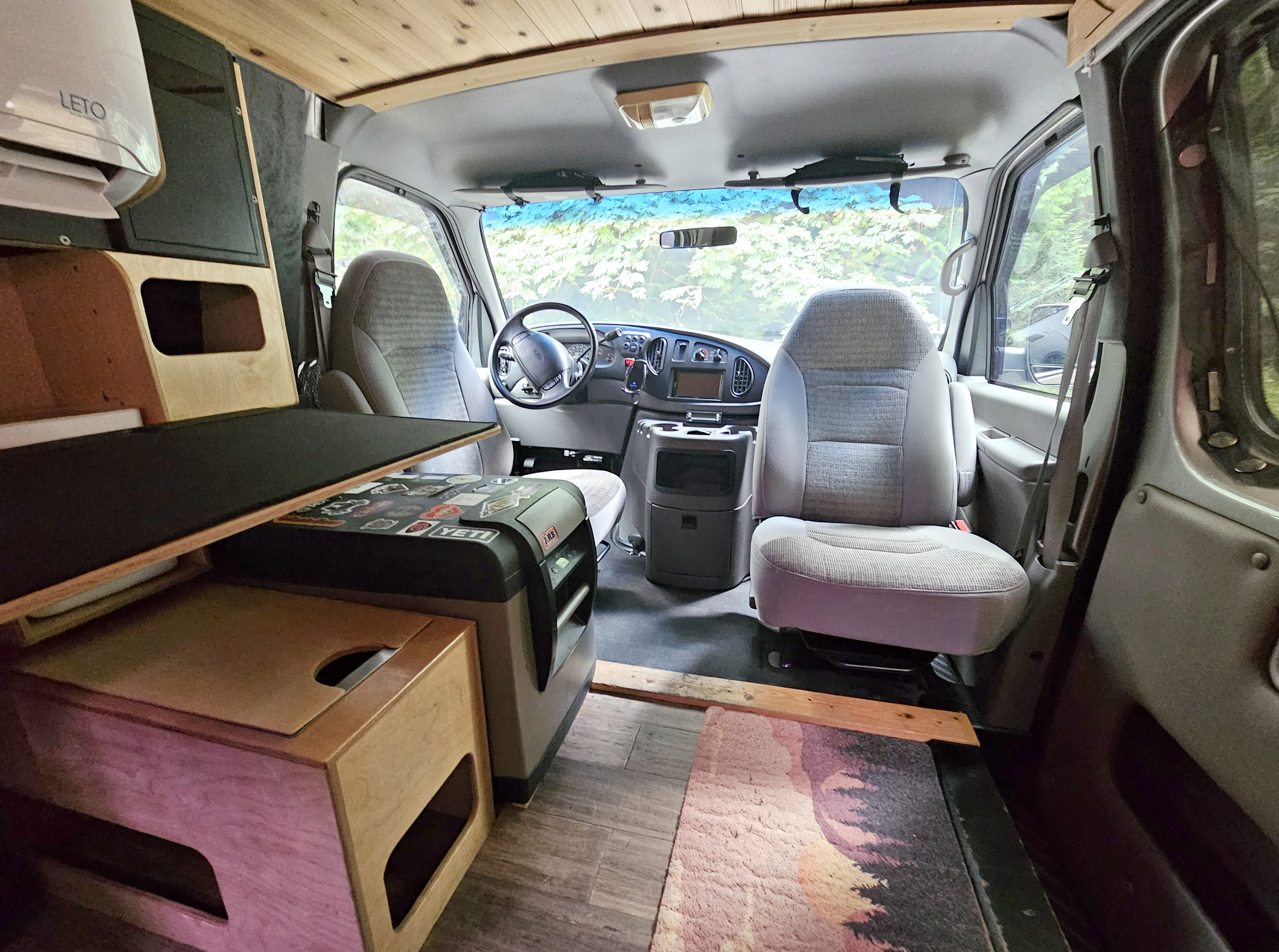 Used 2002 Ford E-350 and Econoline 350 Extended Super Duty RWD image 26