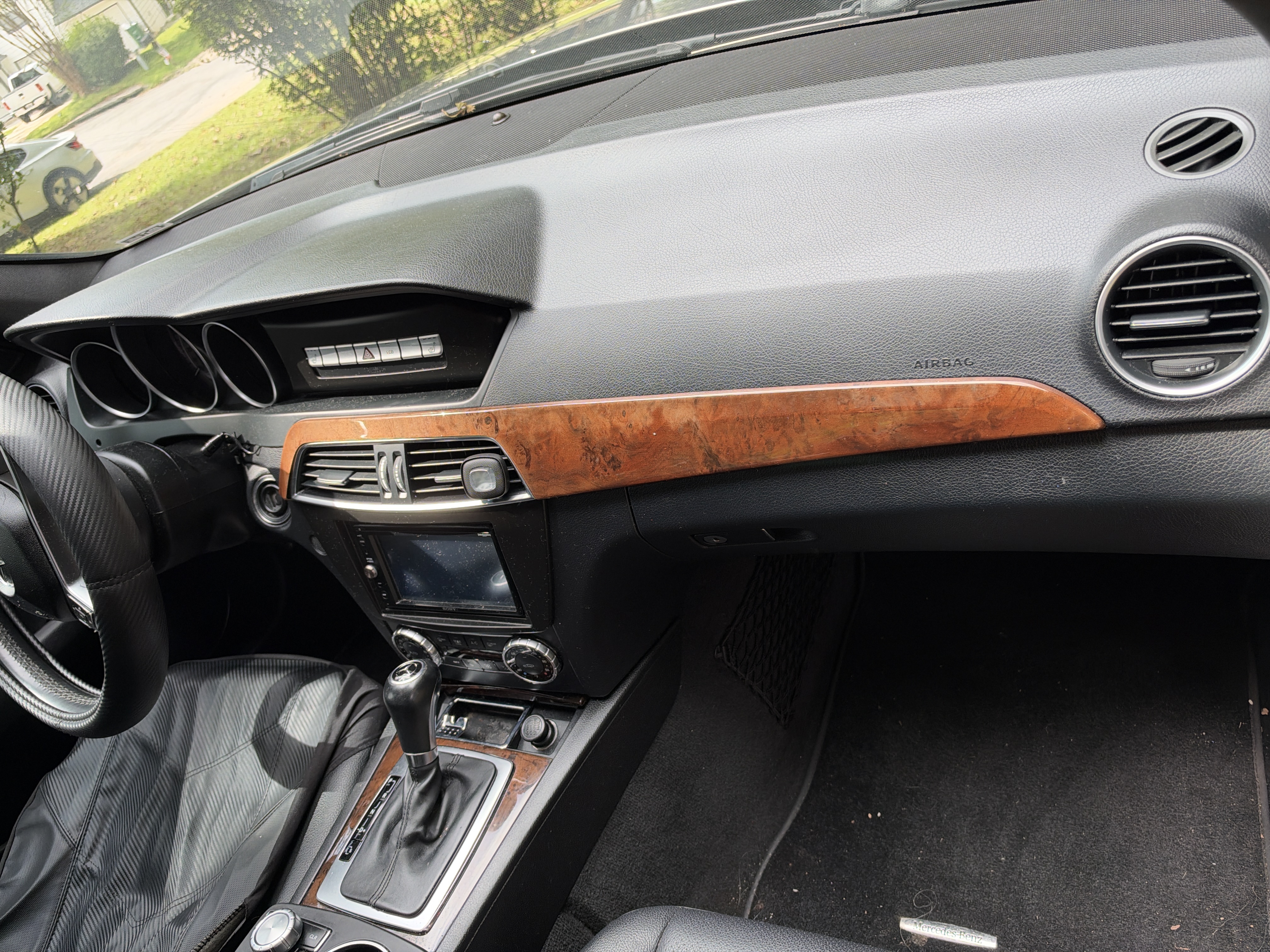 Used 2014 Mercedes-Benz C 300 4MATIC Sedan image 9