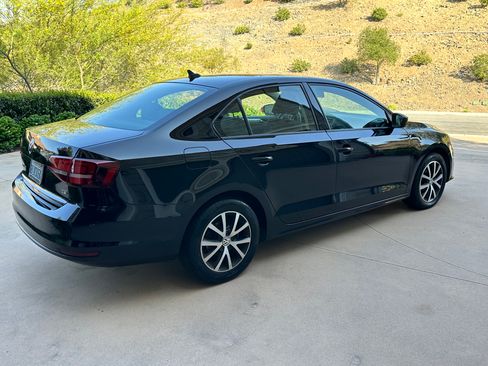 Used 2016 Volkswagen Jetta SE FWD image 21