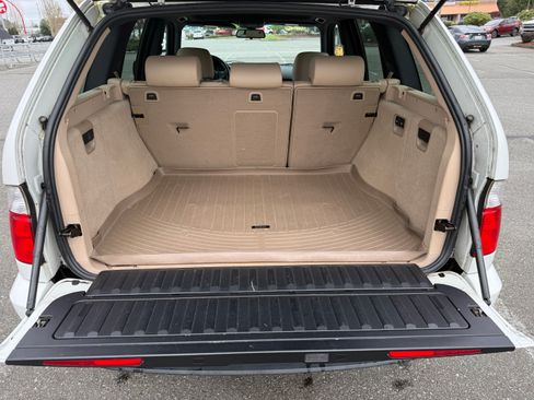 Used 2005 BMW X5 4.4i AWD/4WD image 9