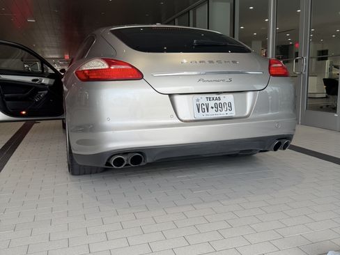 Used 2010 Porsche Panamera 4S AWD/4WD image 18