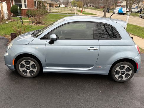 Used 2015 FIAT 500 e image 2