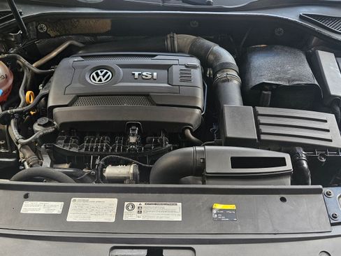 Used 2016 Volkswagen Passat 1.8T R-Line image 10