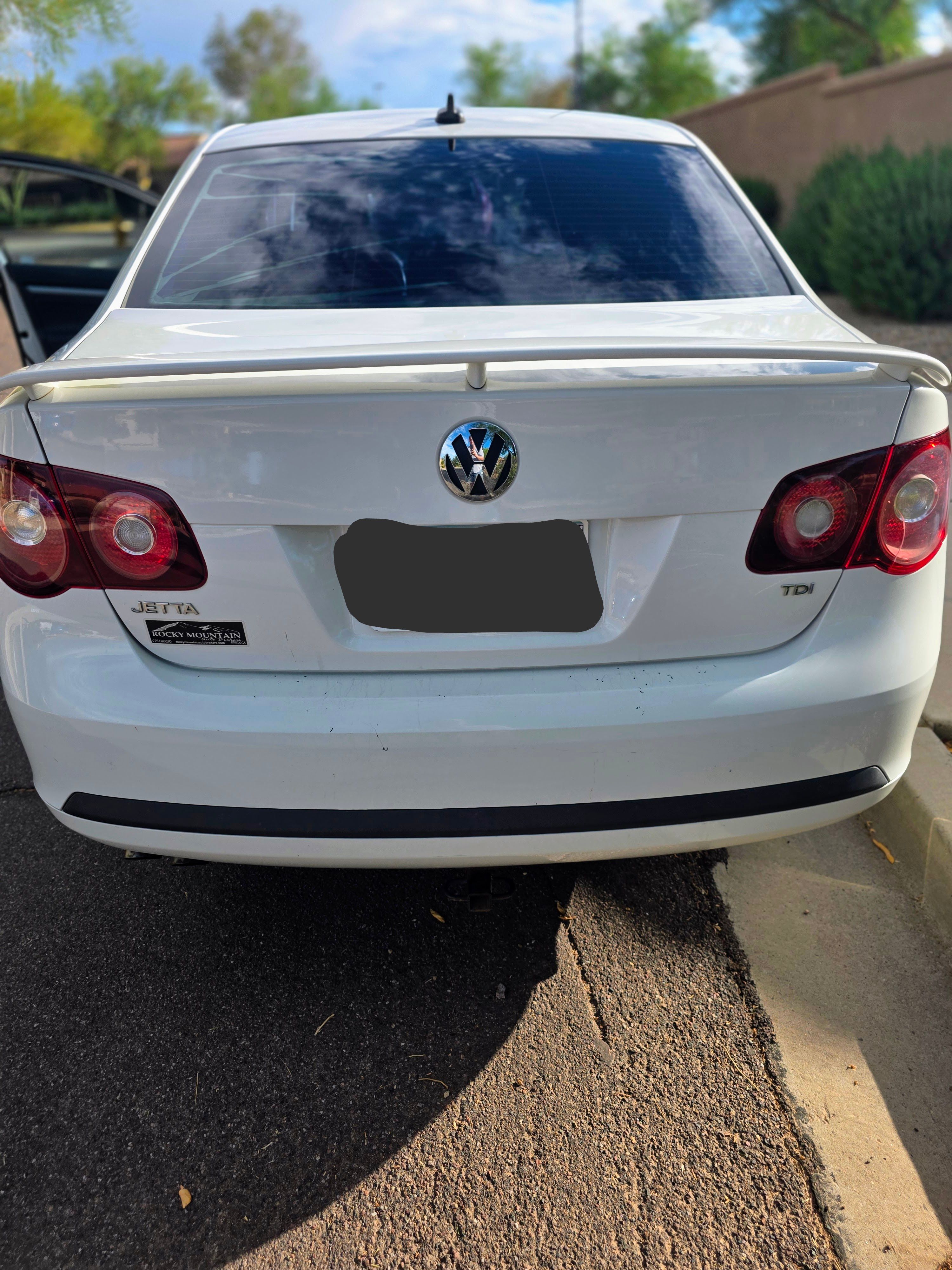 Used 2009 Volkswagen Jetta TDI FWD image 5