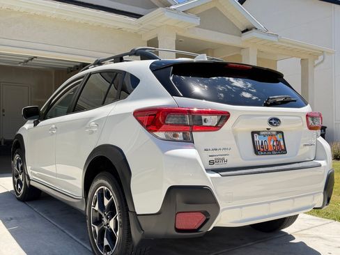 Used 2020 Subaru Crosstrek 2.0i Premium w/ Moonroof Package 2 AWD/4WD image 2