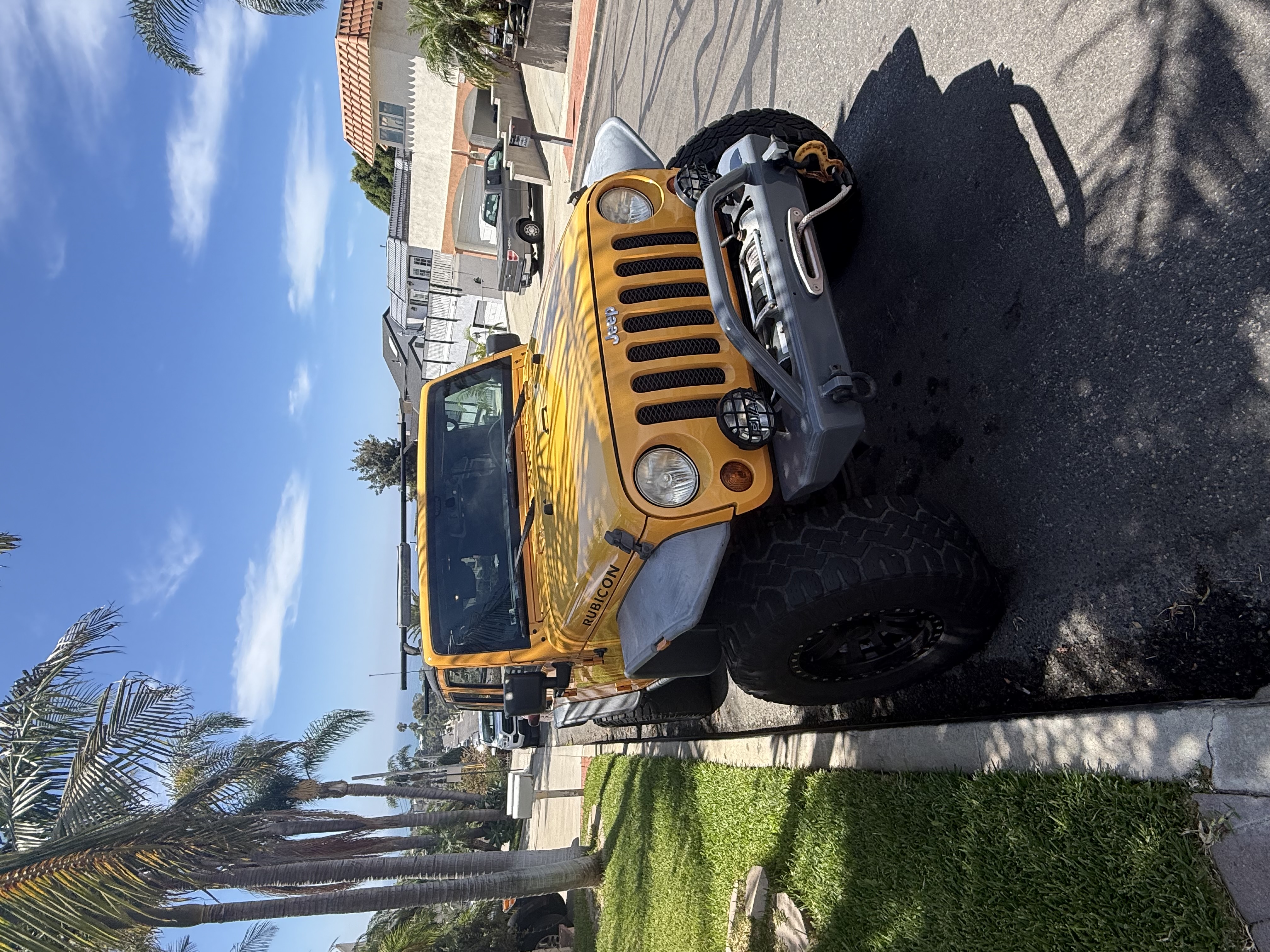 Used 2013 Jeep Wrangler Unlimited Rubicon w/ Connectivity Group AWD/4WD image 1