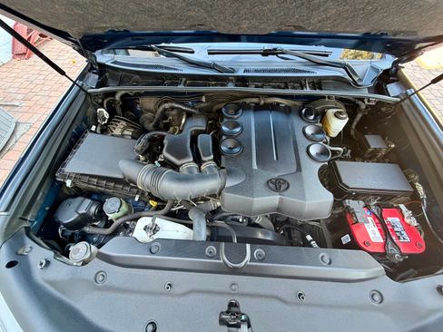 Used 2022 Toyota 4Runner SR5 RWD image 16