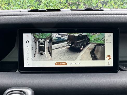 Used 2020 Land Rover Defender 110 SE image 24