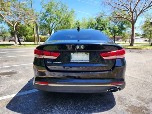 Used 2018 Kia Optima LX image 8