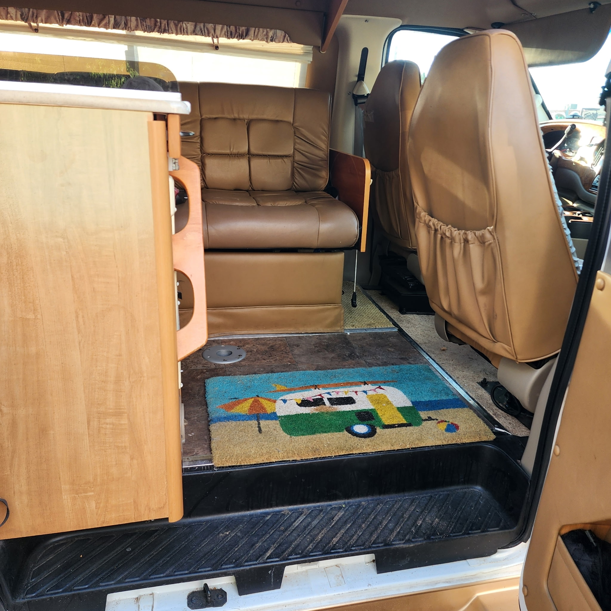 Used 2006 Ford E-350 and Econoline 350 Extended Super Duty RWD image 10