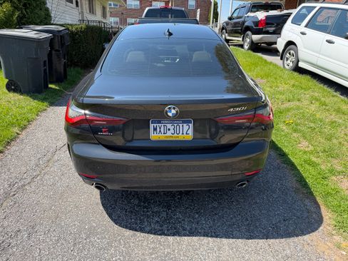 Used 2021 BMW 430i Coupe w/ Premium Package image 4