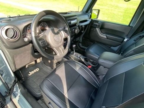 Used 2015 Jeep Wrangler Unlimited Sport w/ Quick Order Package 24S image 10