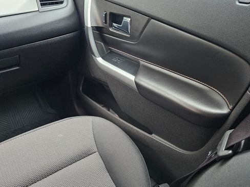 Used 2013 Ford Edge SEL image 13